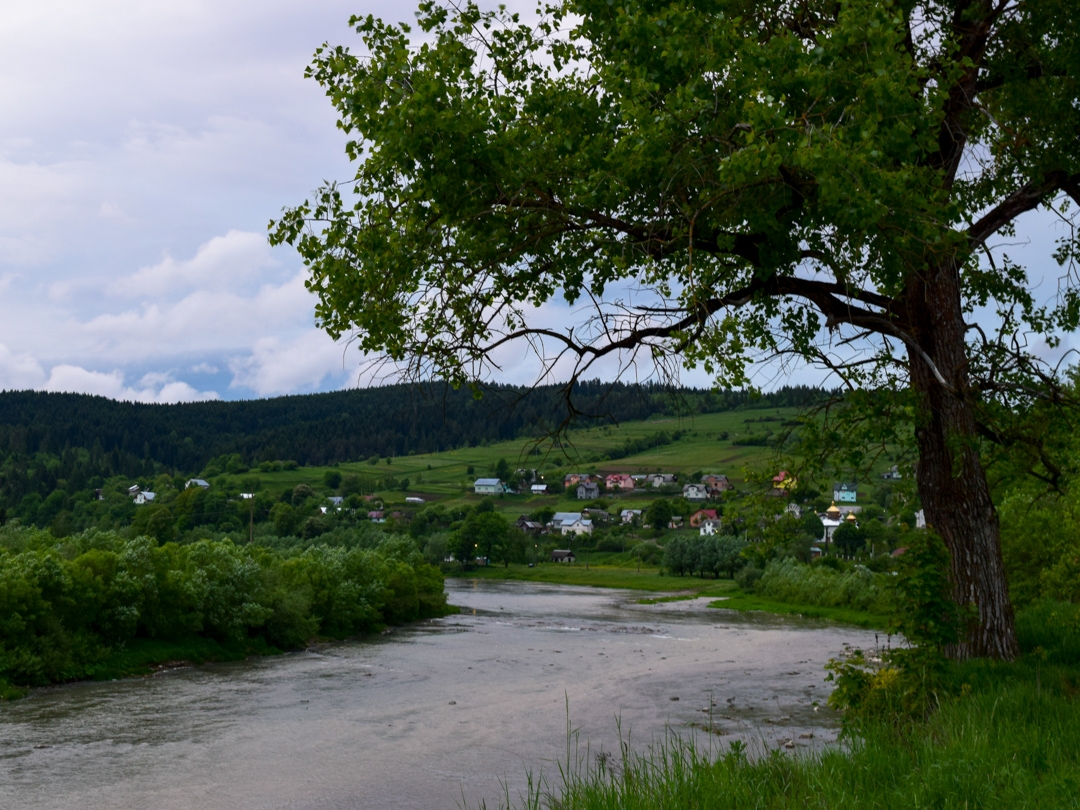 Горная рака. Село