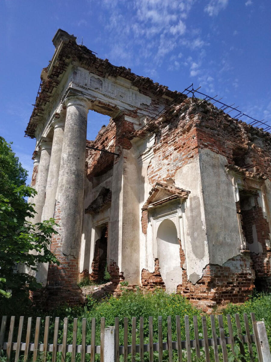 Католическая церковь. Рясно