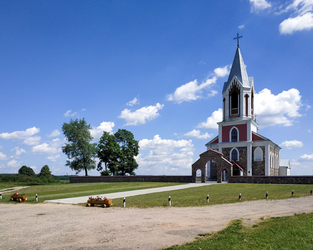 Касцёл Найсвяцейшай Тройцы. Германішкі