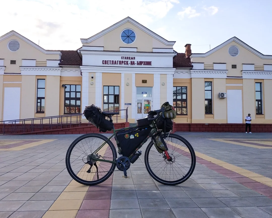 На станцыі Светлагорск на Бярэзіне